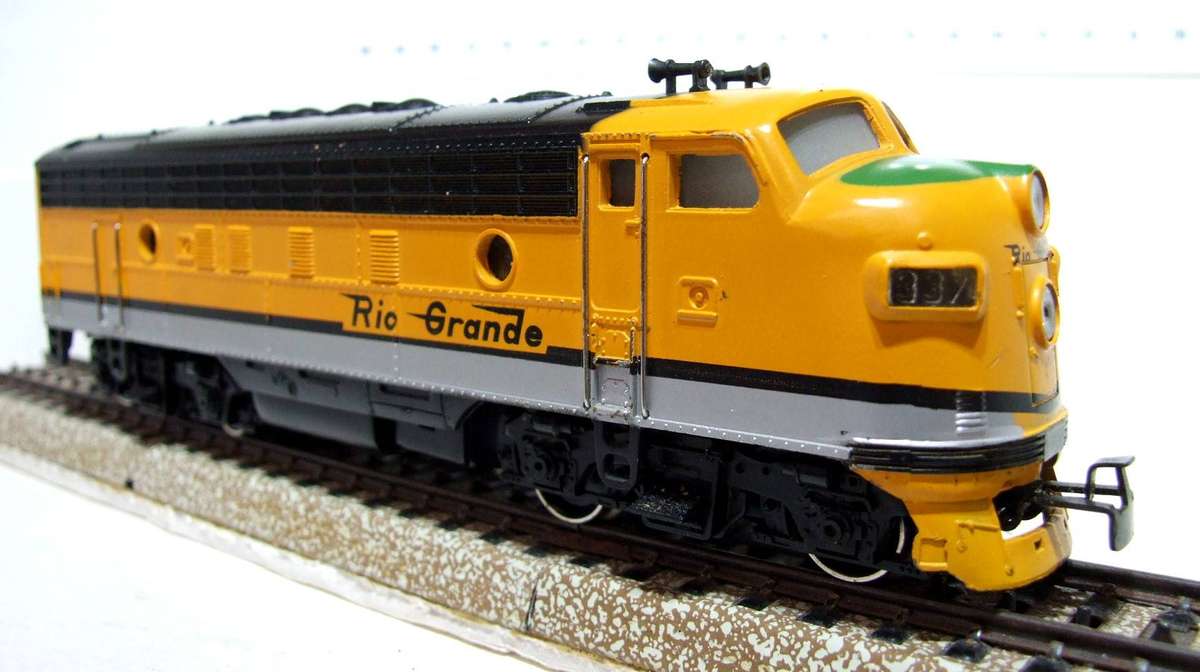 MARKLIN HO: Vintage "Rio Grande" EMD F7-A Diesel Locomotive in Good Boxed condition (Germany)