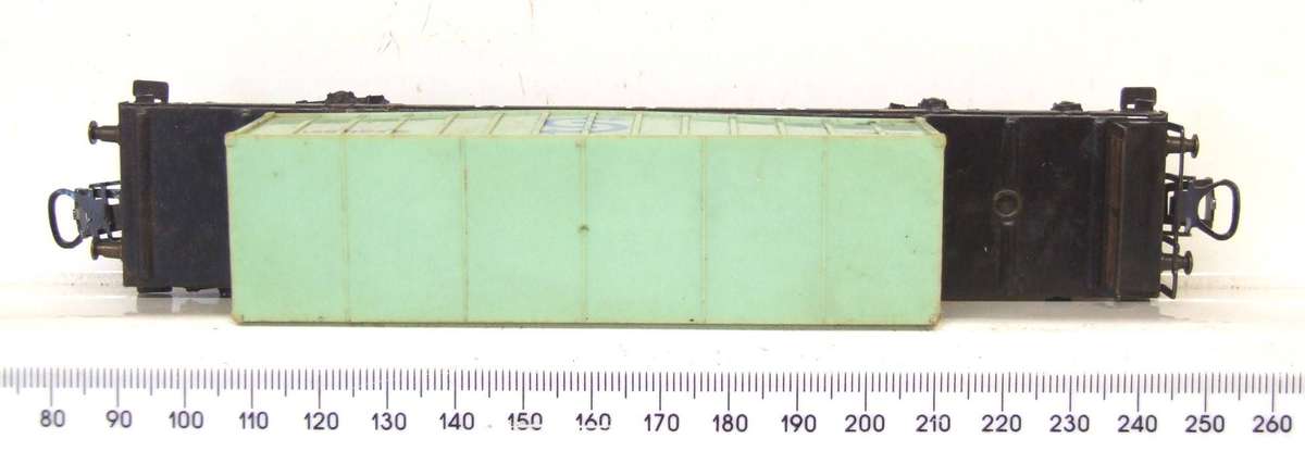 MARKLIN HO: Vintage DB Lowbed with Container Load in Fair Un-boxed, Used condition (W/GR)