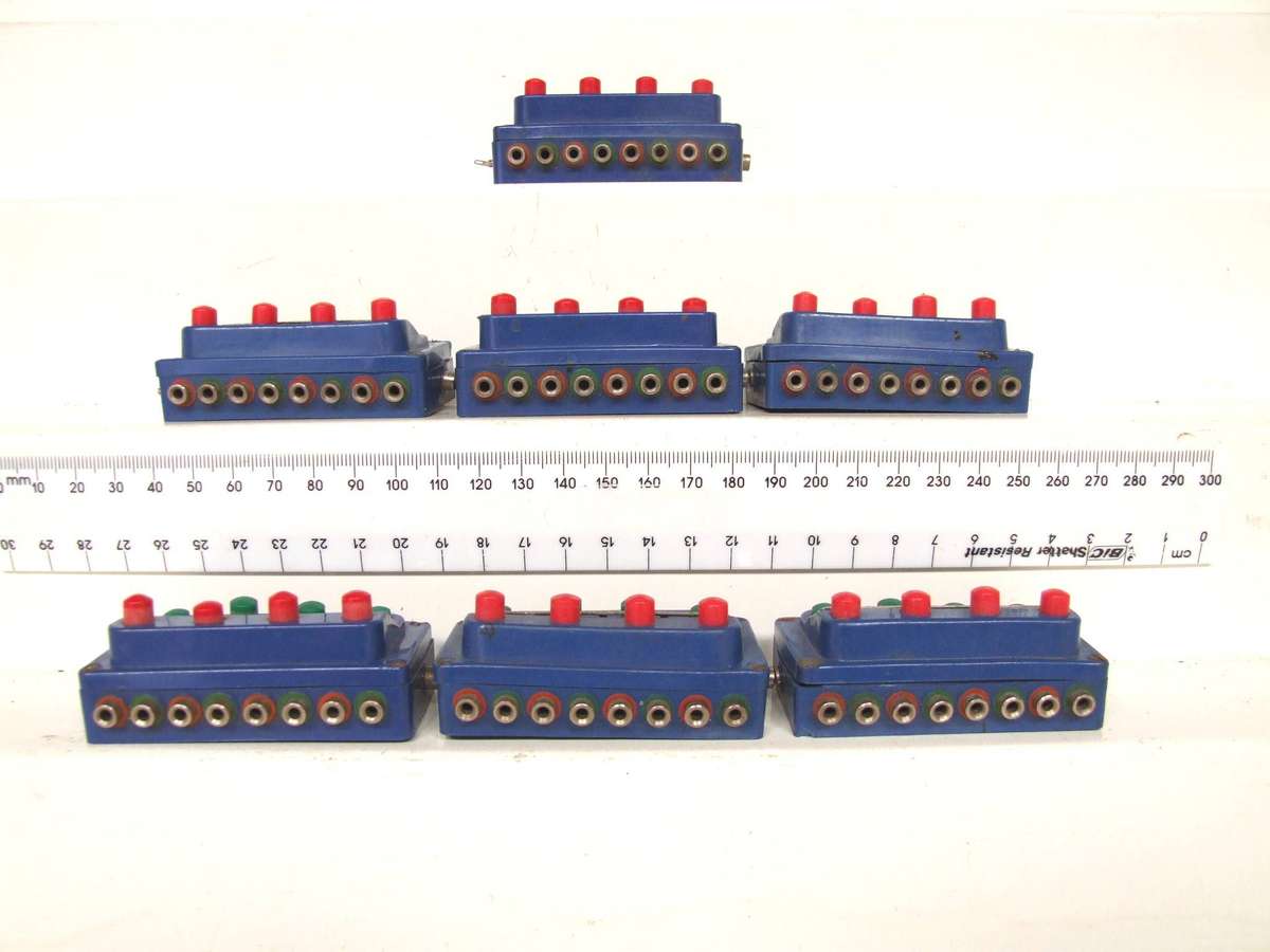 MARKLIN HO: 7pc Vintage Point Switches in Fair un-boxed condition (Germany)