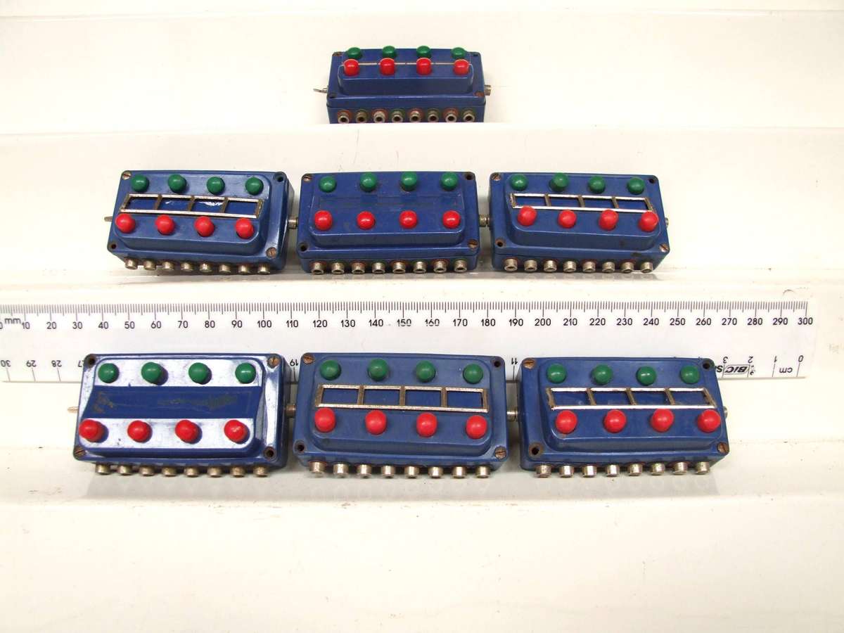 MARKLIN HO: 7pc Vintage Point Switches in Fair un-boxed condition (Germany)