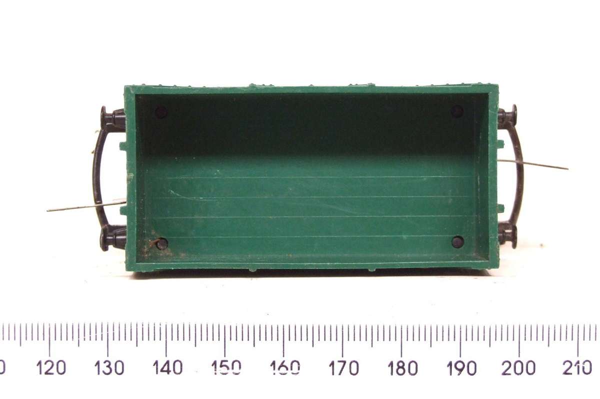 TRI-ANG OO: Vintage Open Car in  Fair, Un-Boxed condition(England)