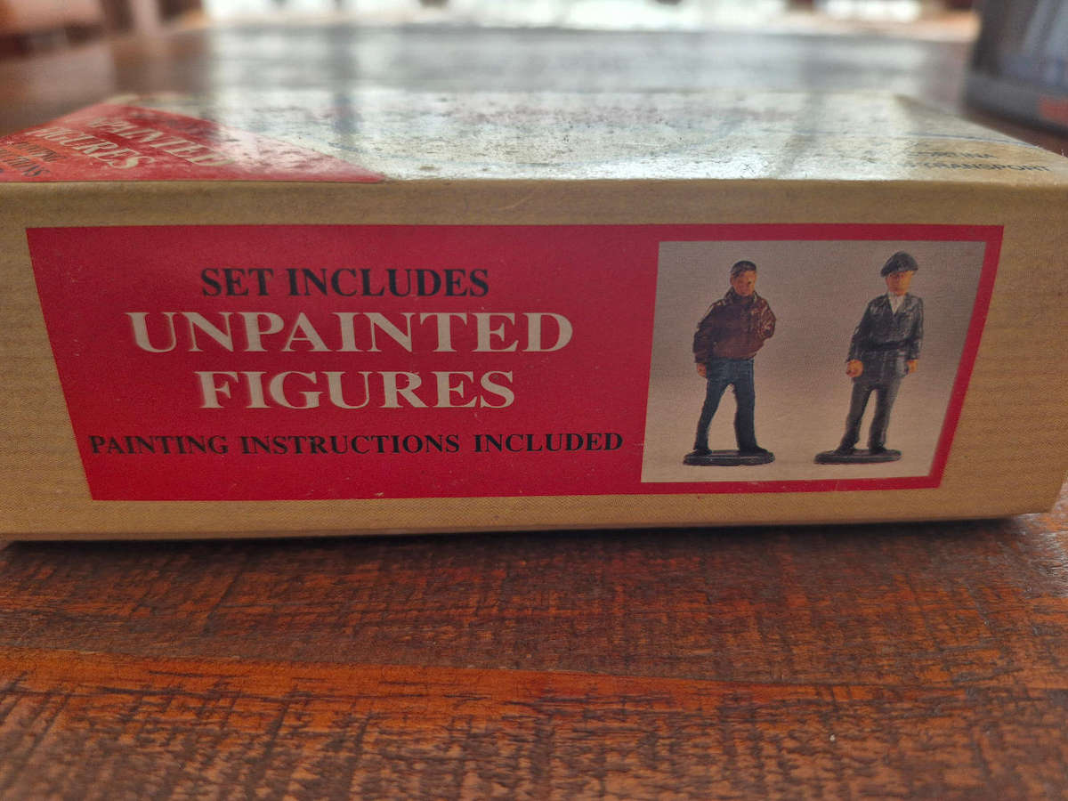 Corgi Classics 98165 Ford Cortina