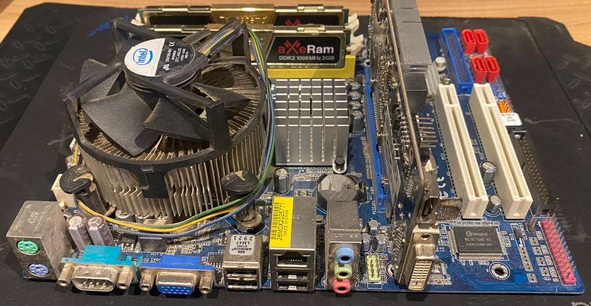 BUDGET main board, CPU, RAM & SATA HDD bundle