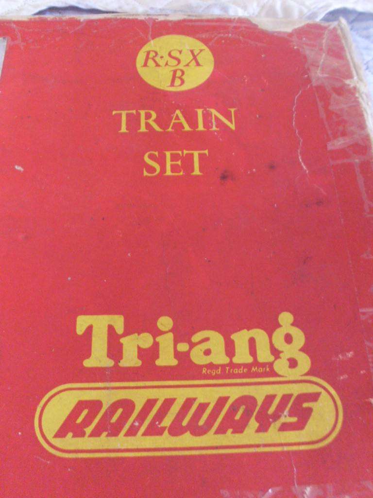 TRIANG TRAIN COLLECTION....SA AND ENGLAND...SEE PICS FOR DESCRIPTION