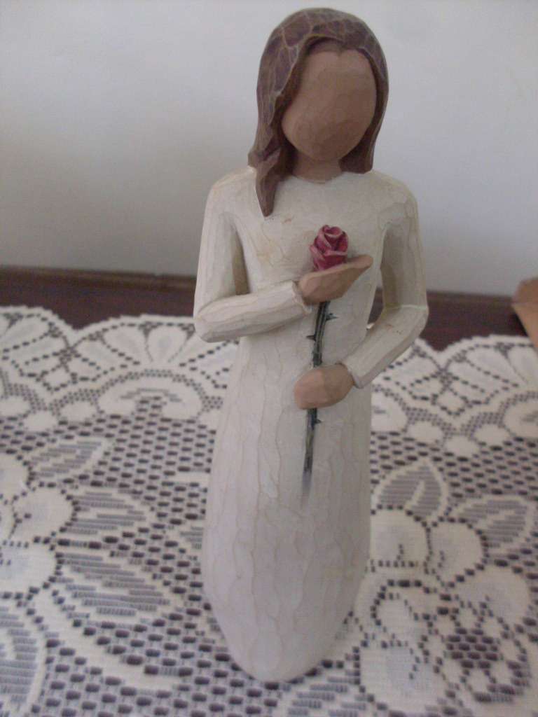 LARGE WILLOW TREE "LOVE " FIGURINE...23 CM TALL