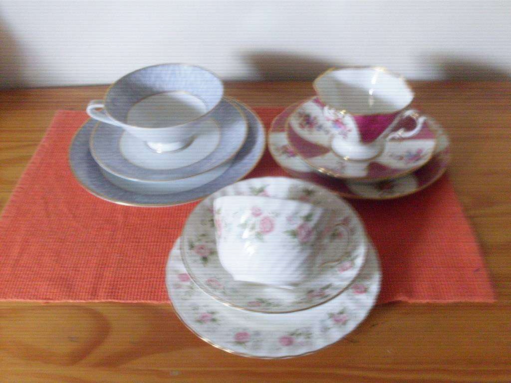 3 X STUNNING VINTAGE TRIOS...