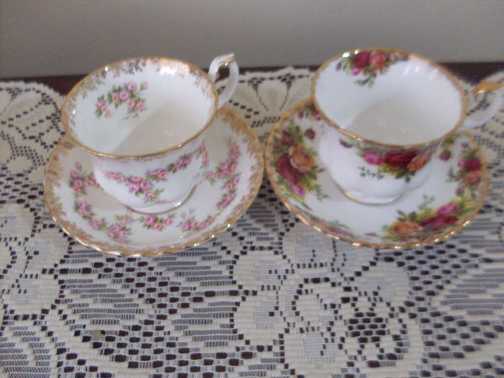 2 PRETTY ROYAL ALBERT DUOS....DIMITY ROSE AND OLD COUNTRY ROSES