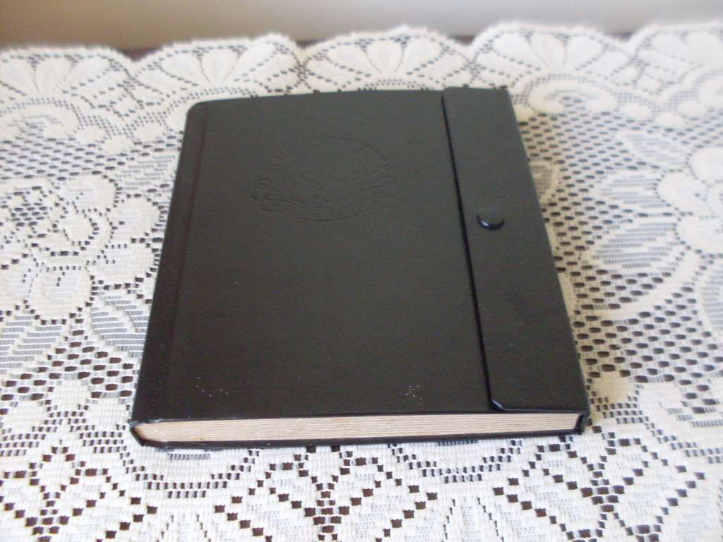 POSTAGE STAMP ALBUM WITH A COLLECTION OF CHINA /JAPAN MINT/USED  STAMPS