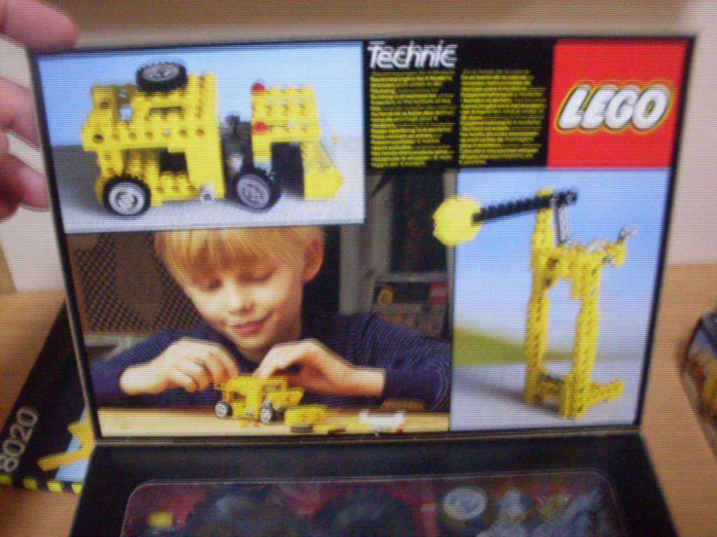 LEGO  TECHNIC BOXED SET NO 8020
