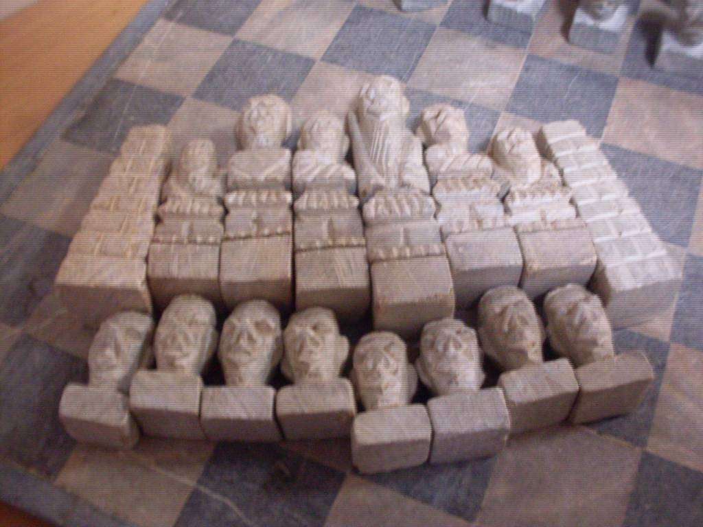 STUNNING SOAPSTONE CARVED AFRICAN HEADS AND CHESS BOARD COMPLETE