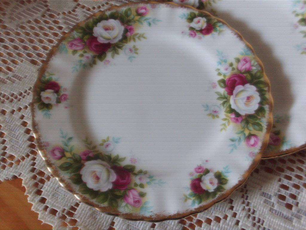 ROYAL ALBERT...6 X  TEA SIDE PLATES ....CELEBRATION PATTERN