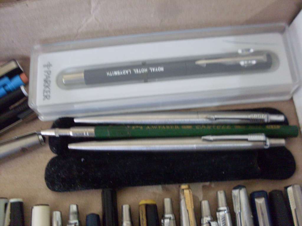 43 VARIOUS PENS/PENCILS......SOME PARKERS AND OTHERS...SOME WILL NEED REFILLS ETC