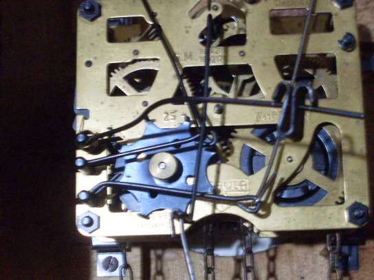 LARGE VINTAGE BLACK FOREST W. GERMAN REGULA CUCKOO CLOCK...WORKING