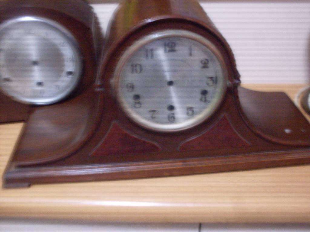 2 X VINTAGE EMPTY MANTLE CLOCK BOXES WITH FRONT GLASS FOR SPARES