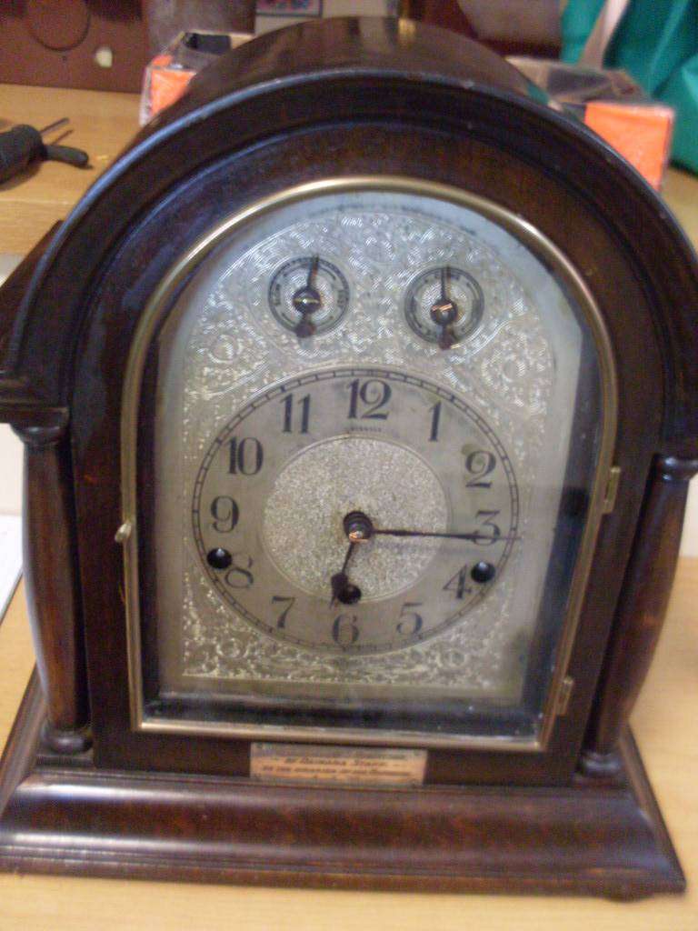 UNUSUAL GERMAN KIENZLE MANTLE CLOCK.... PLEASE SEE DESCRIPTION