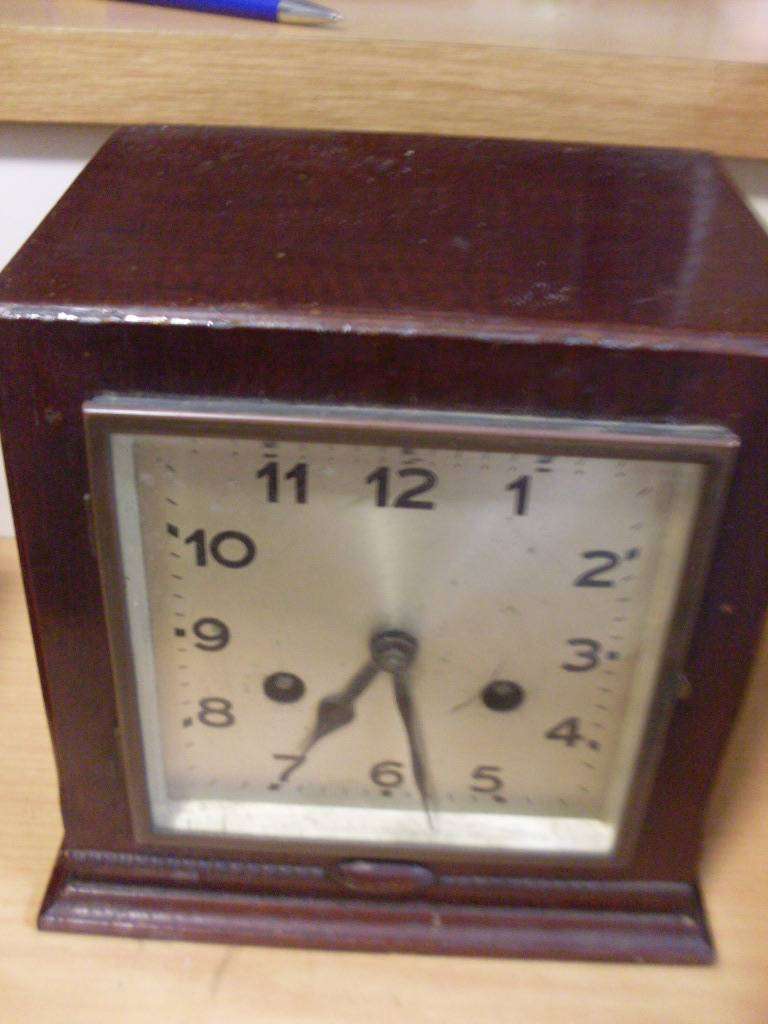 VINTAGE SQUARE MANTLE CLOCK...FOR SPARES REPAIRS OR RESTORATION