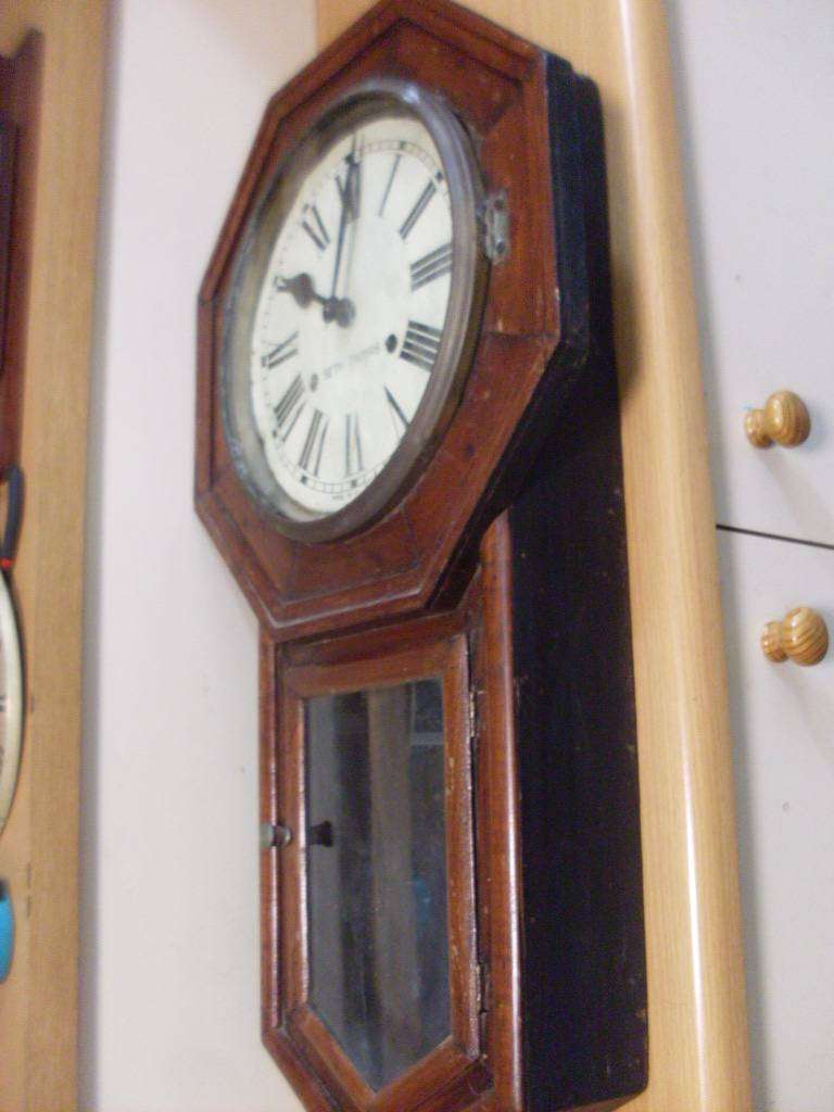 VINTAGE SETH THOMAS WALL CLOCK....SEE DESCRIPTION