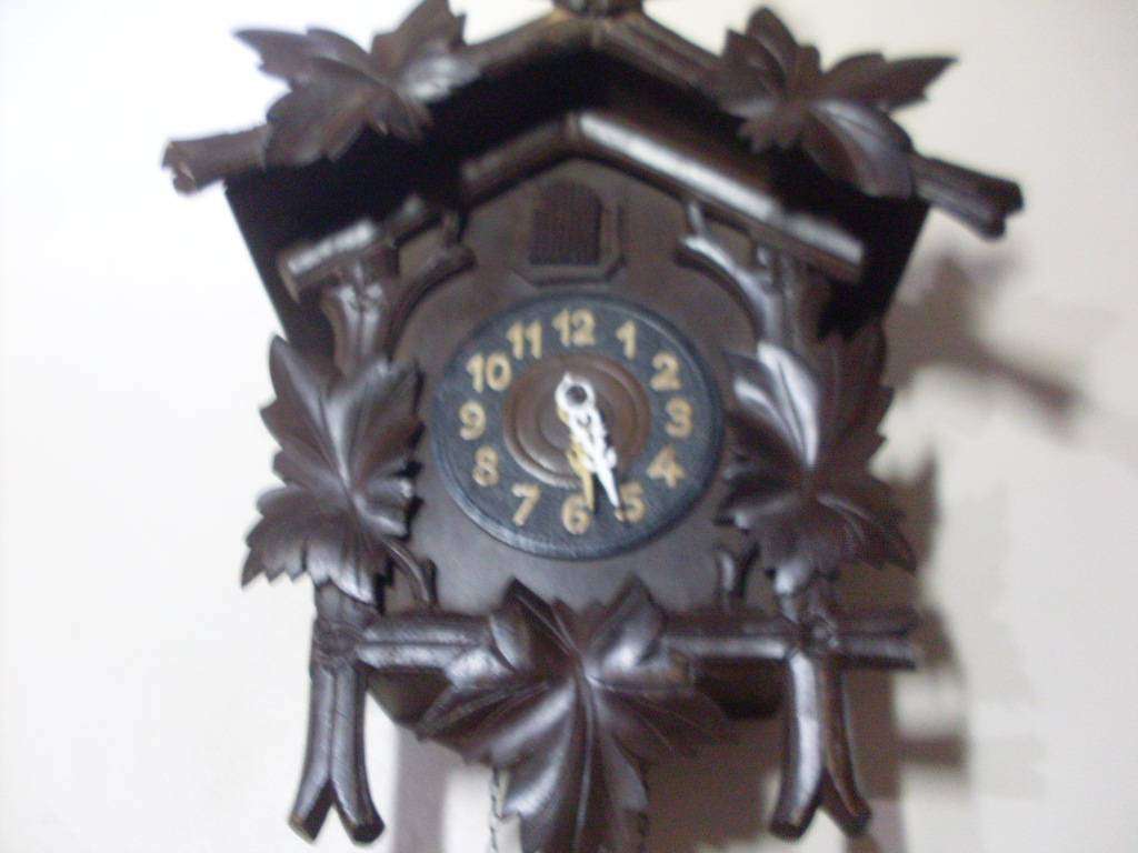 LARGE CUCKOO CLOCK