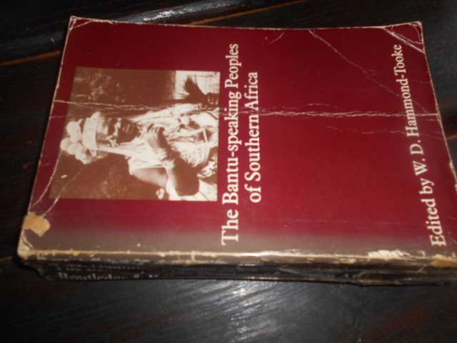 The Bantu-speaking Peoples of  Southern Africa- Hammond Tooke illlus softback Routledge