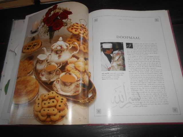 The culture & Cuisine of the Cape Malays by Cass Abrahams cultural illus  etc - 1996 M press