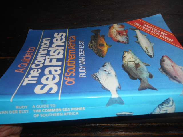 Rudy van der Elst - GUIDE TO COMMON SEA FISHES SOUTHERN AFRICA ILLUS SOFTB. 1993 updated