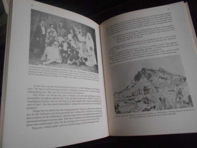 KLEINMOND TOE EN NOU - (interessante geskiedenis) - ANNIE HOFMEYR 1985  geilus fotos sagteband