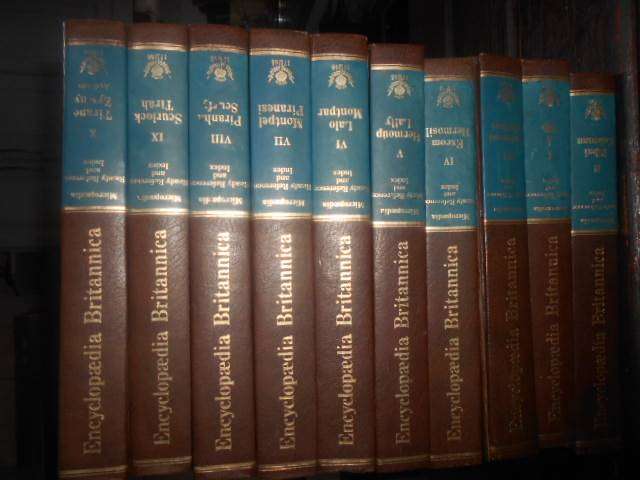 10 books Encyclopedia Britannica MICROPAEDIA (scarce shortened ed) USA 15th Ed-  Ready Ref Index