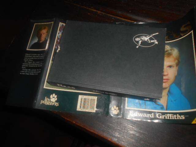 EDWARD GRIFFITHS - NAAS  -  Leo Publishers illus hardback,first  ed hardback 1989