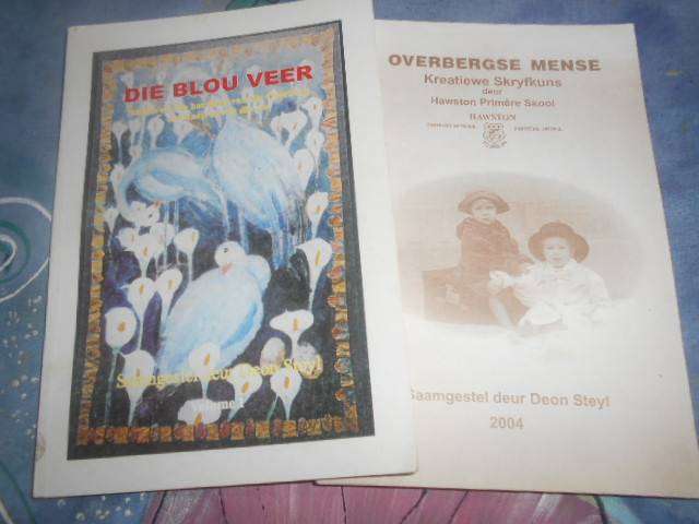 2 Overberg boekies  D & E Steyl - Die Blou Veer - Hartland  & Overbergse mense Hawston skool 2004