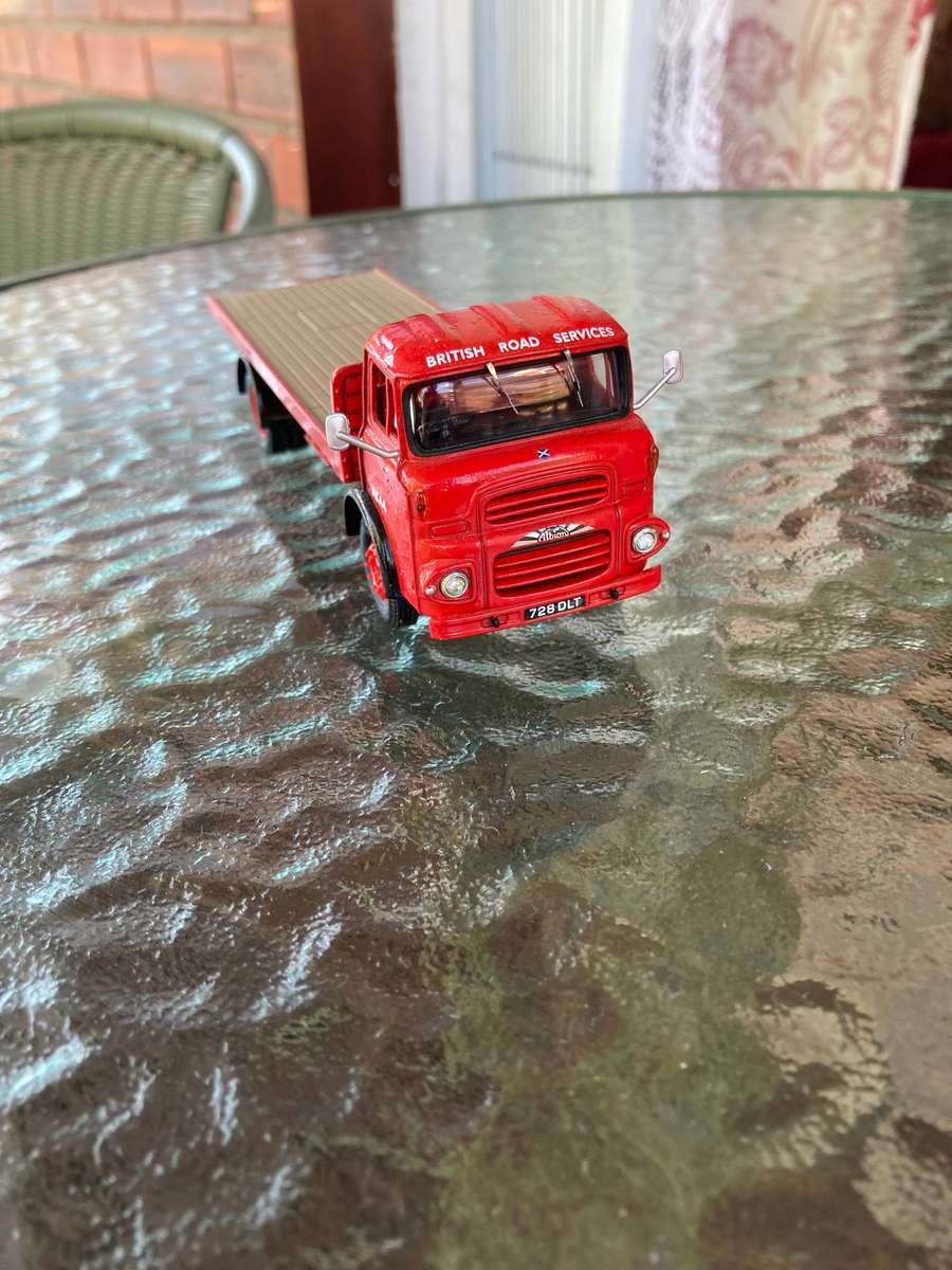 ALBION TRUCK BY CORGI 1:50 SCALE