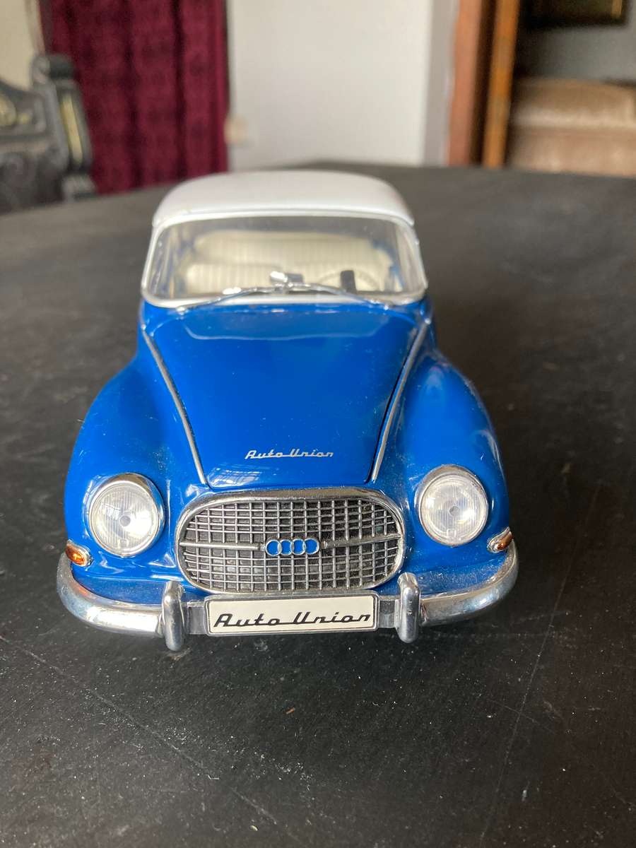 AUTO UNION BY REVELL 1:18 SCALE