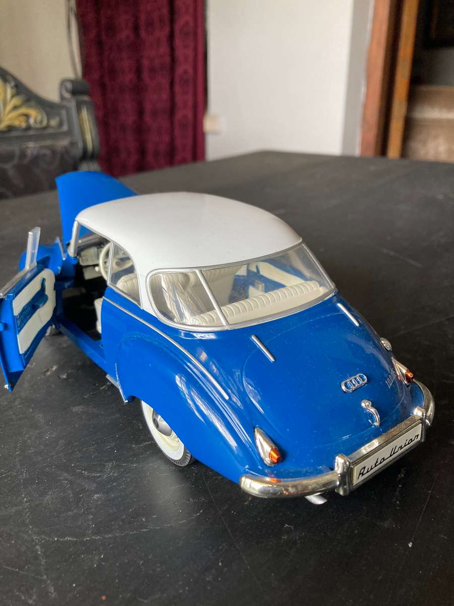 AUTO UNION BY REVELL 1:18 SCALE