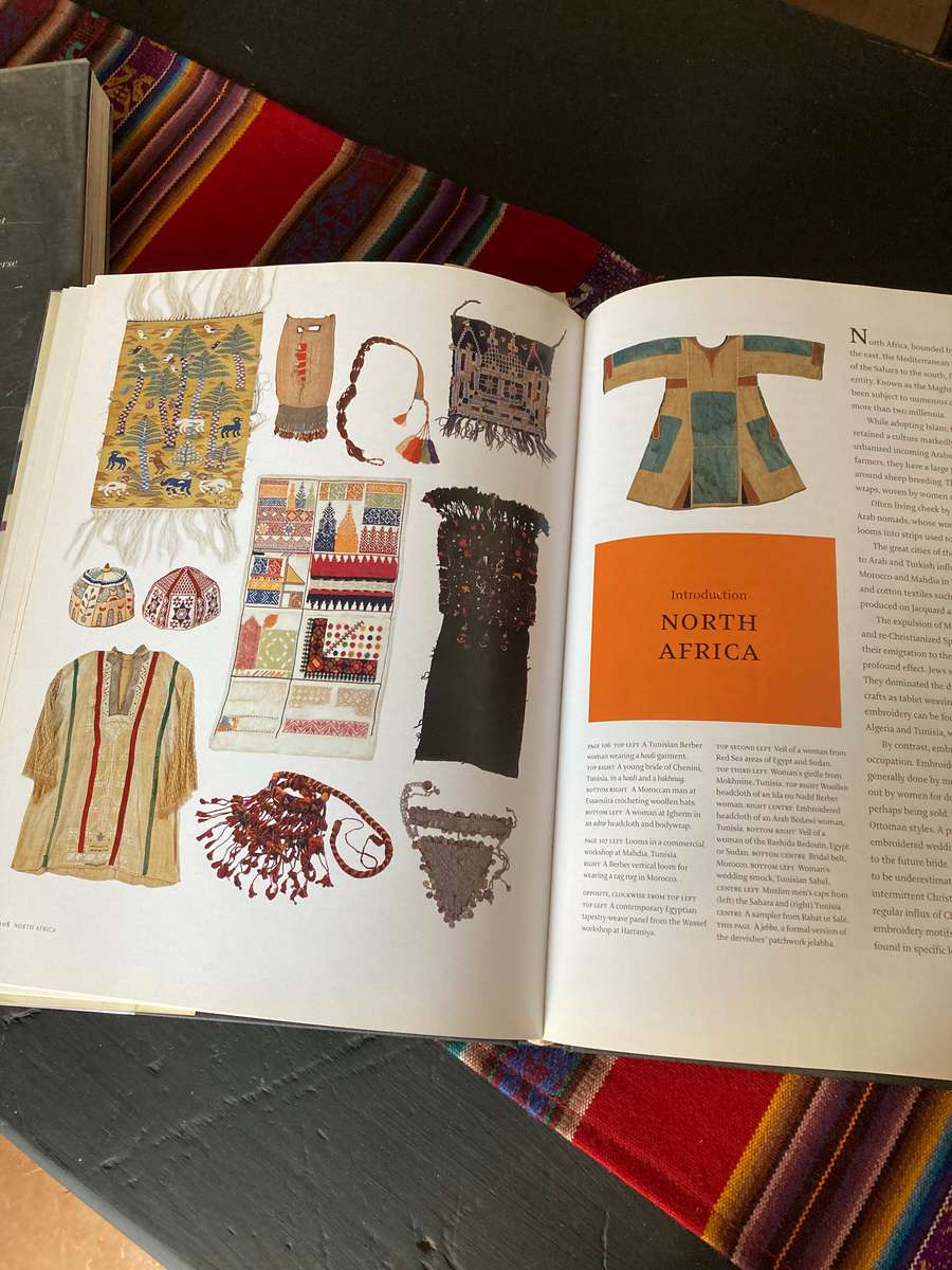 4 X LARGE BOOKS ON AFRICAN ART