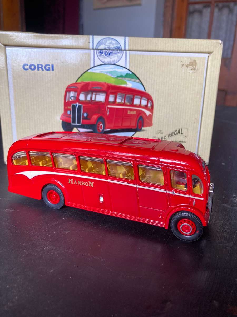 AEC REGAL COACH BY CORGI 1:50 SCALE