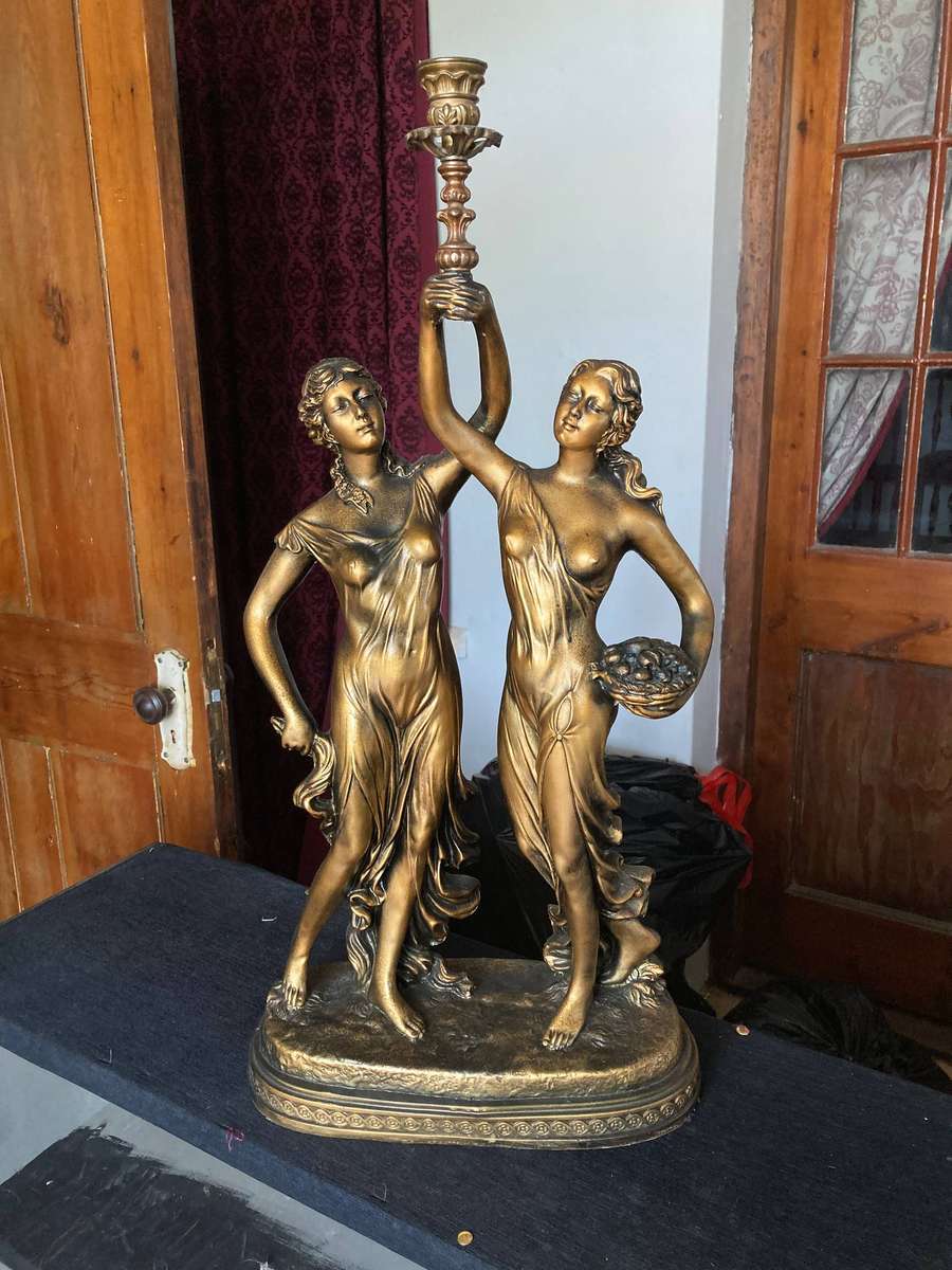 VERY LARGE CANDLE HOLDER ( RELISTED DUE TO NON PAYMENT)