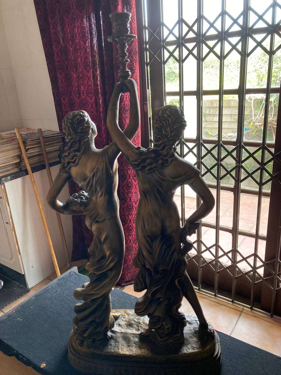 VERY LARGE CANDLE HOLDER ( RELISTED DUE TO NON PAYMENT)