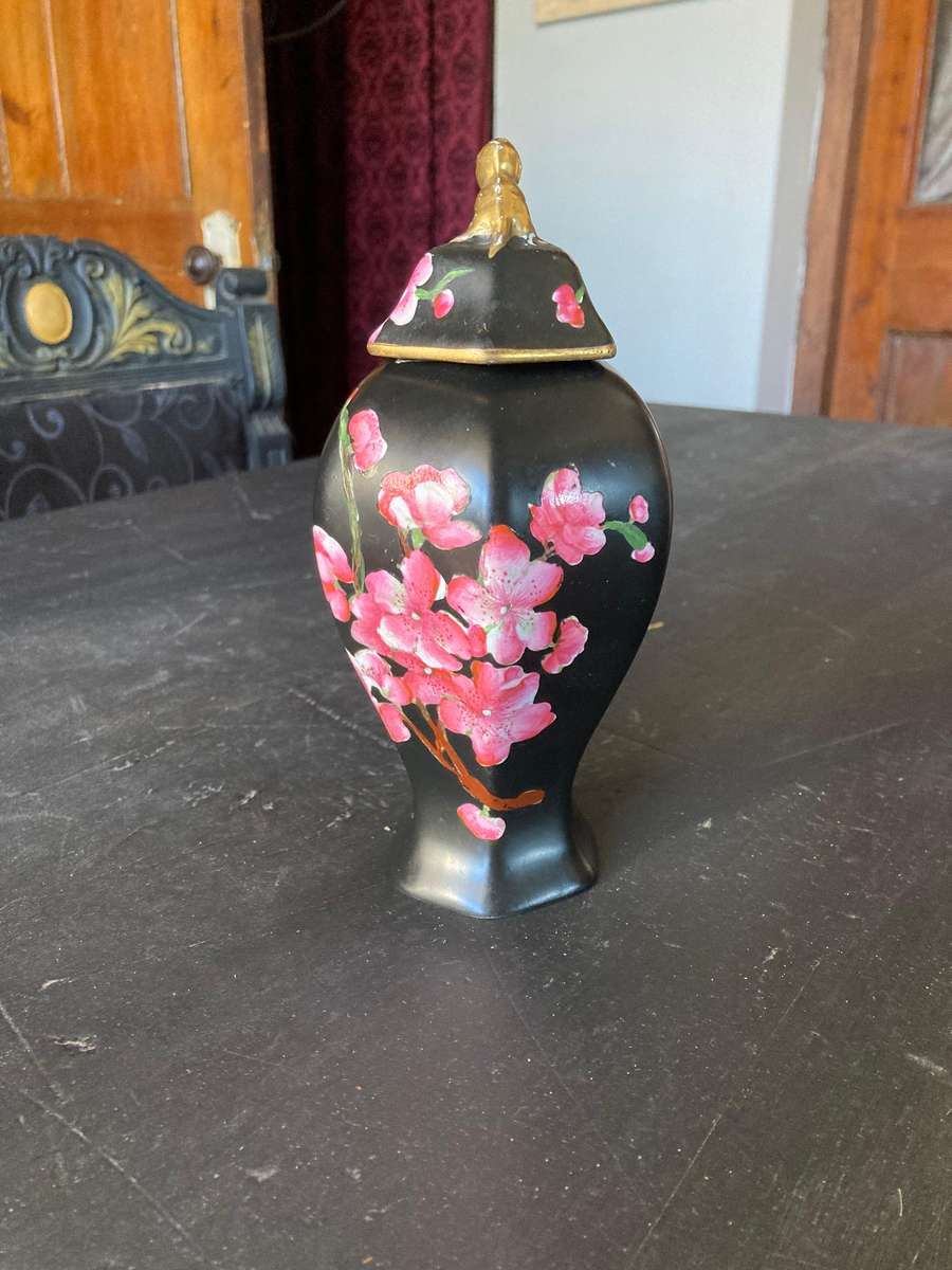 Carltonware Temple Jar (1920s)