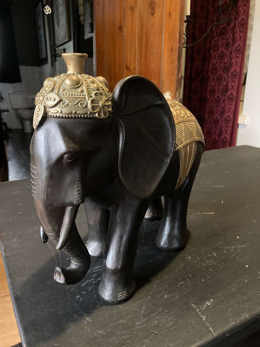 LARGE CERAMIC INDIAN ELEPHANT