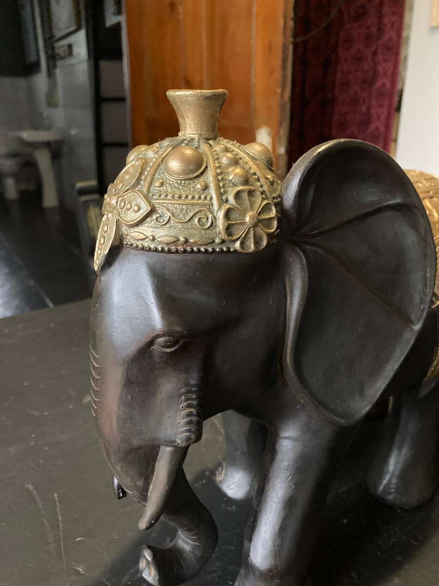 LARGE CERAMIC INDIAN ELEPHANT