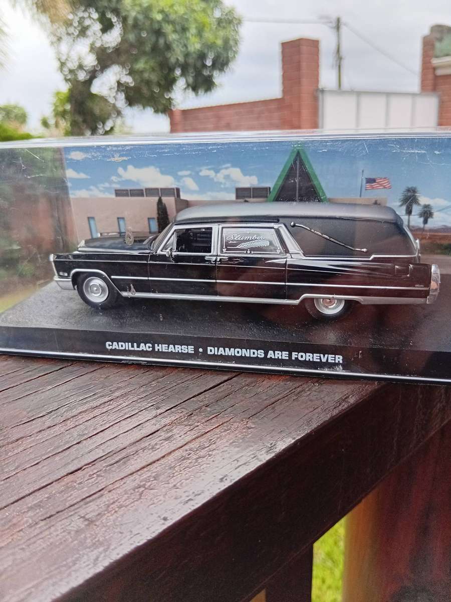 3 X JAMES BOND COLLECTION CARS 1:43 SCALE