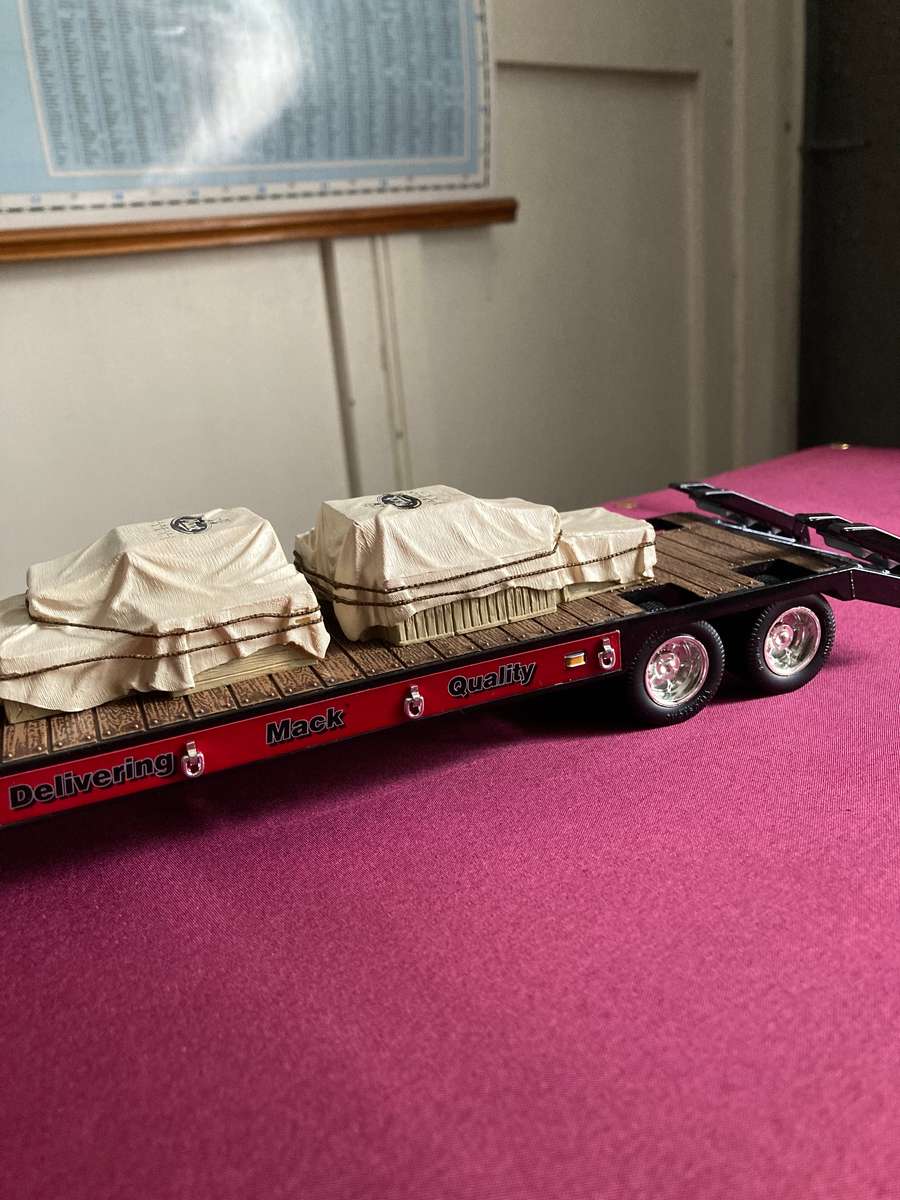 MACK TRUCK AND TRAILER BY FIRST GEAR 1:34 SCALE WITH LOAD