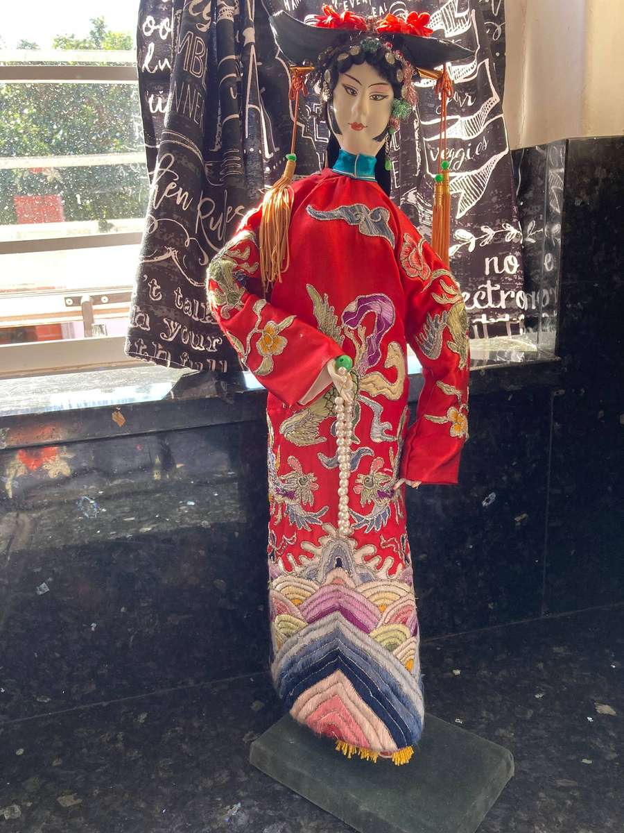 VERY LARGE ORIENTAL OPERA DOLL