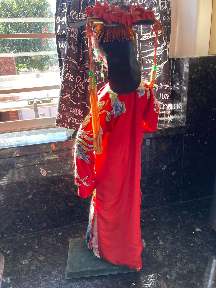 VERY LARGE ORIENTAL OPERA DOLL