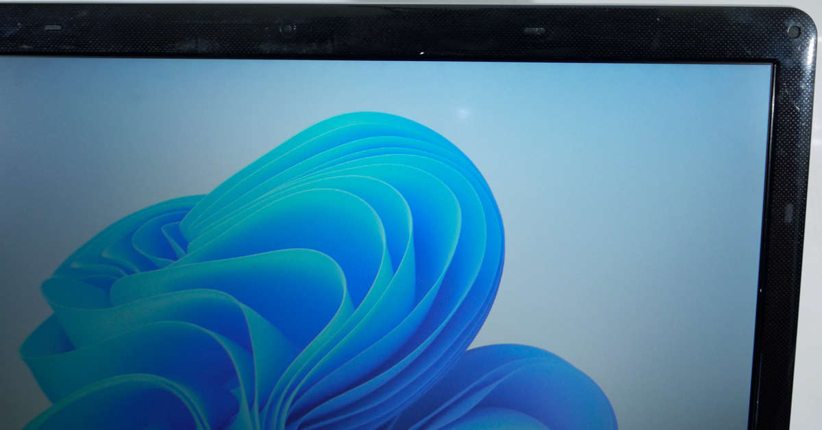 Samsung NP270E5E Laptop - i3 3120M, 4GB RAM, 500GB HDD (NO BATTERY, NO CHARGER)