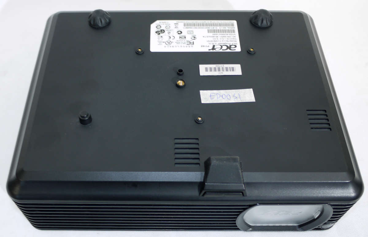 Acer P1165 Projector SVGA Conference Room Projector DSV0701, 90 Lamp Hour