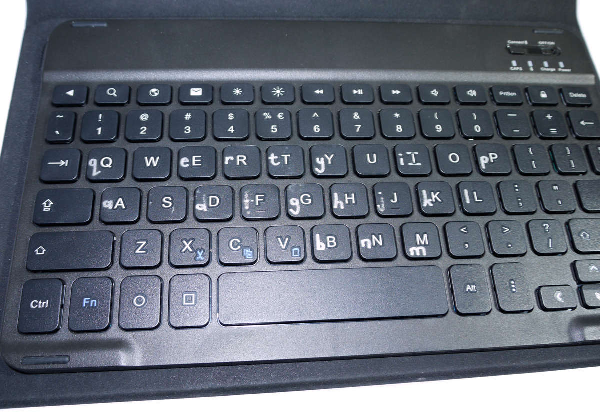 Detachable 3.0 Bluetooth Keyboard(with marks), with tablet case for 10.5 inch Tablet - SEE PICTURES