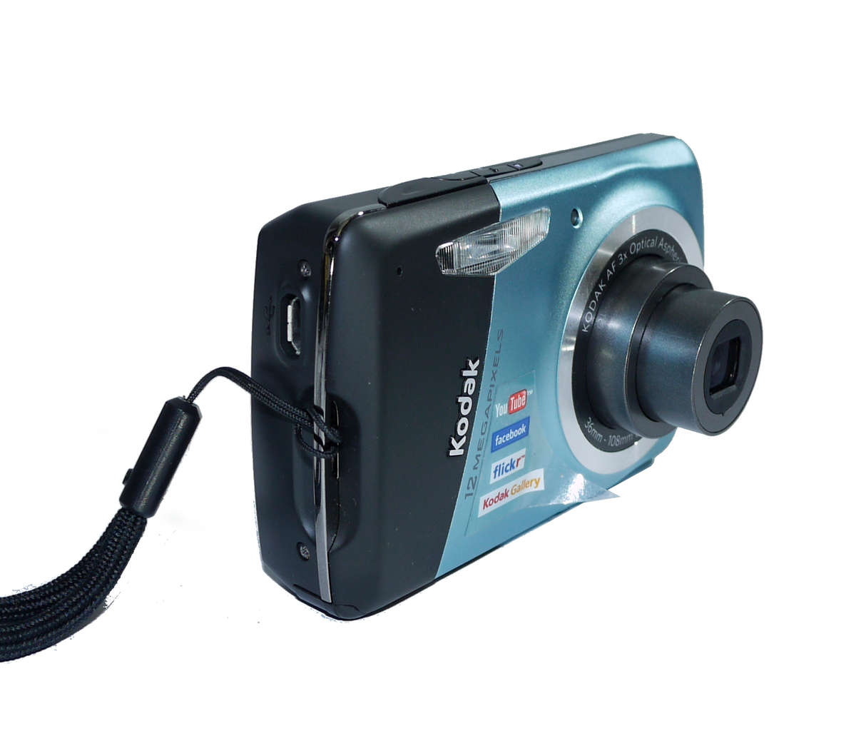 Vintage Camera Kodak Easyshare M530 12 MP Digital Camera with 3x Wide Angle Optical Zoom and 2.7