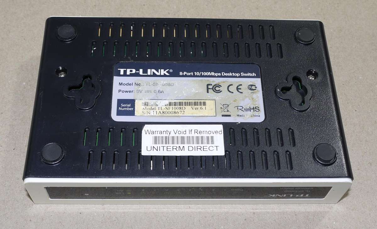 TP-Link TL-SF1008D 8 Port Fast Ethernet Desktop Switch With AC Adapter