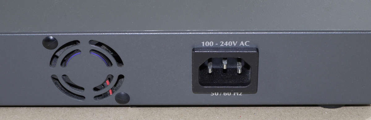 Planet FNSW-1608PS Switch