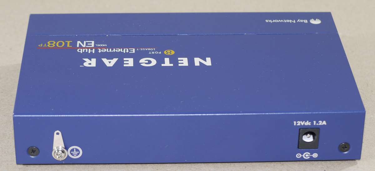 Netgear EN-108TP 10-Base T-Ethernet Hub 8-Port